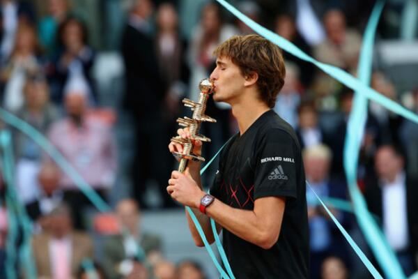 面前展现了 面前展现了