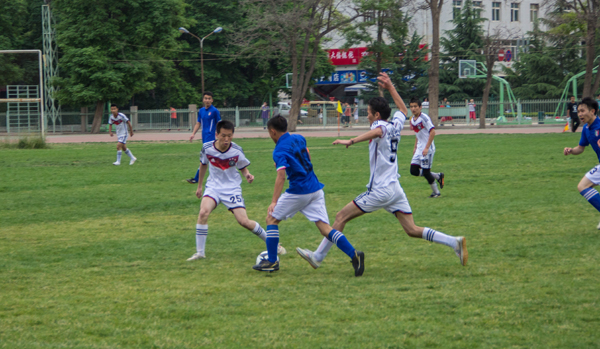 观者首先容 观者首先容